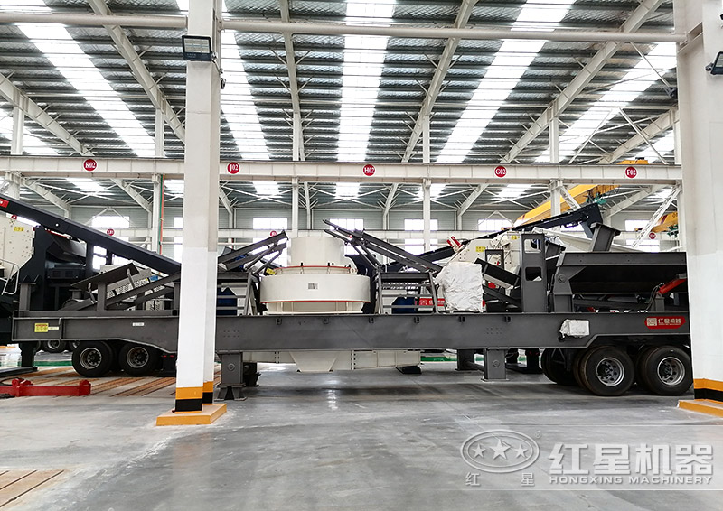車載移動(dòng)制砂機(jī)，需要搭配半掛車頭